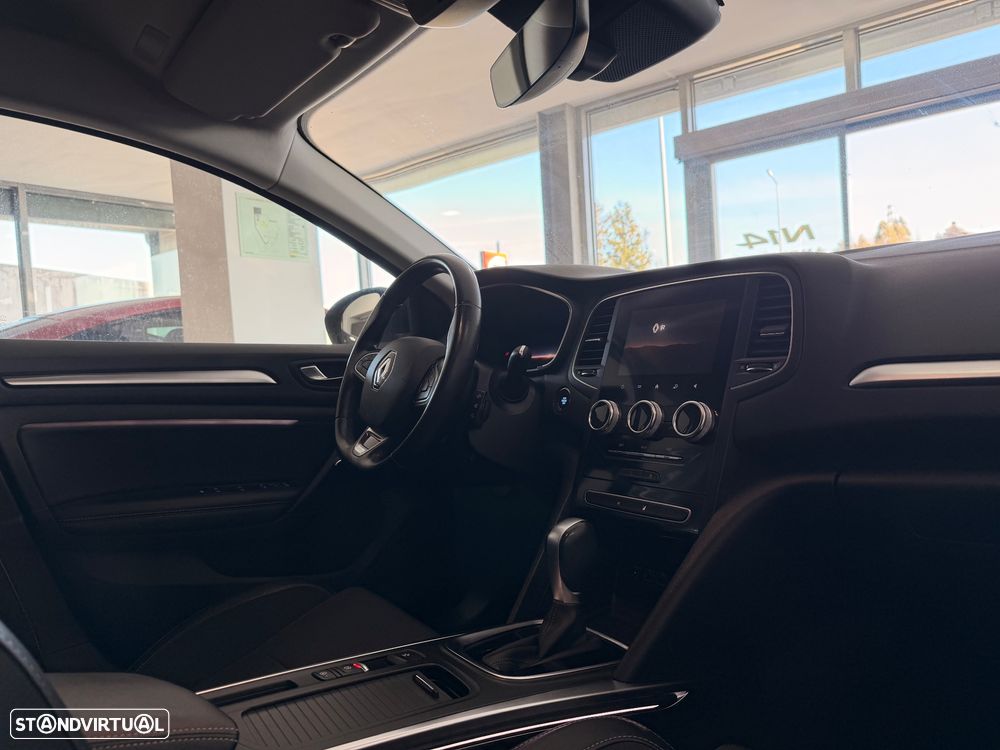 Renault Mégane Sport Tourer - 21