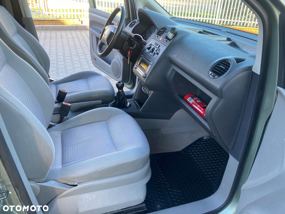 Volkswagen Caddy Life - 12