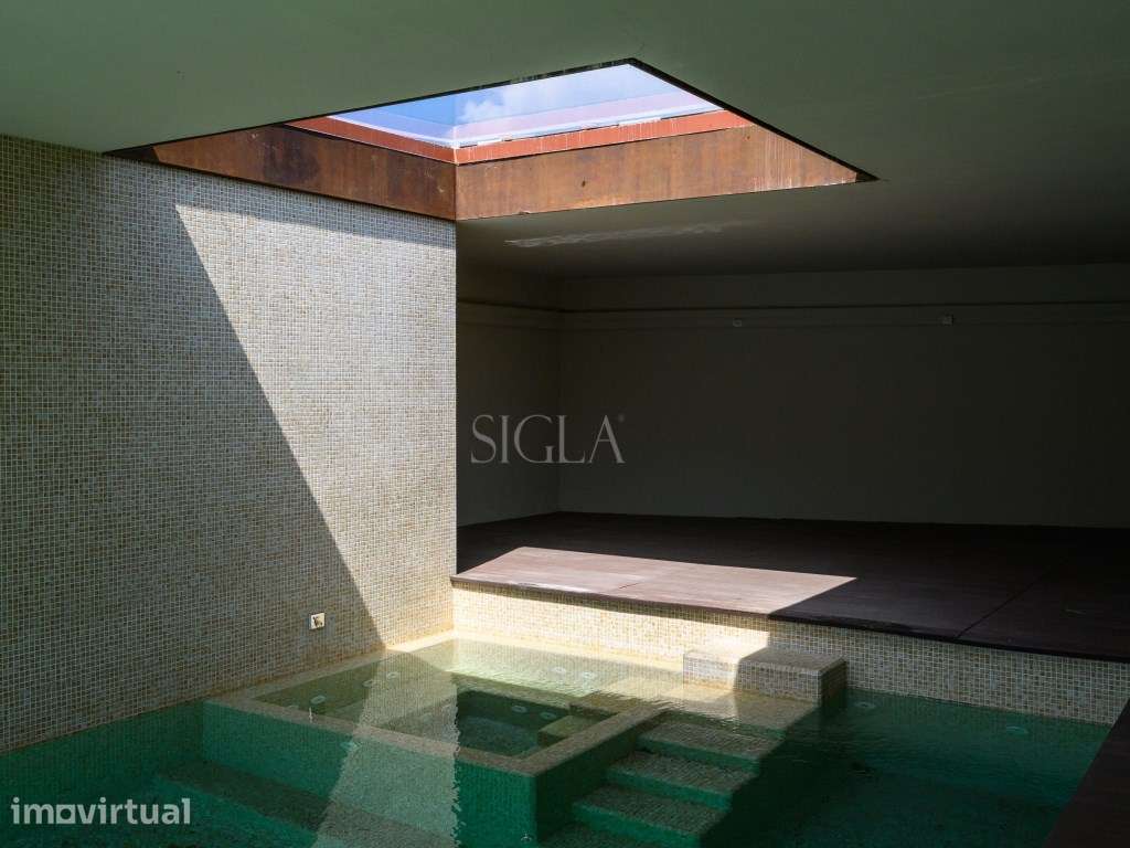 Moradia com Piscina em 1ª linha de Praia - Grande imagem: 4/52