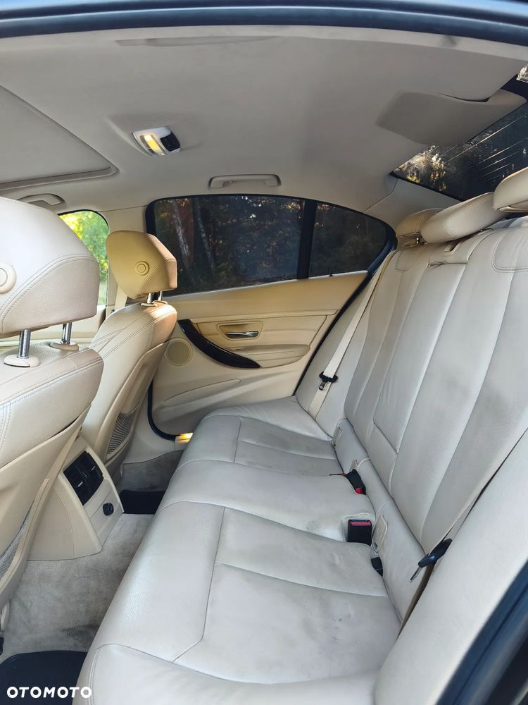 BMW Seria 3 - 12