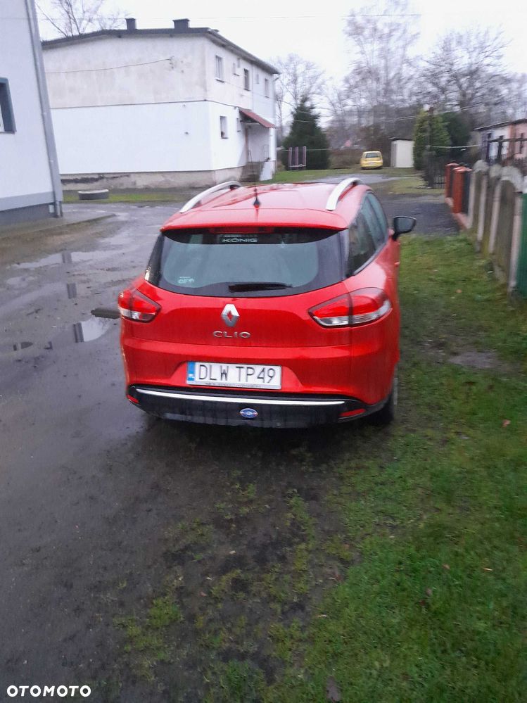 Renault Clio - 6