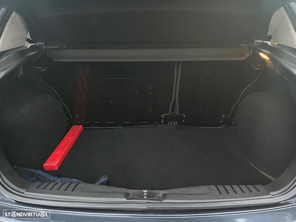 Ford Fiesta 1.25 Trend - 14