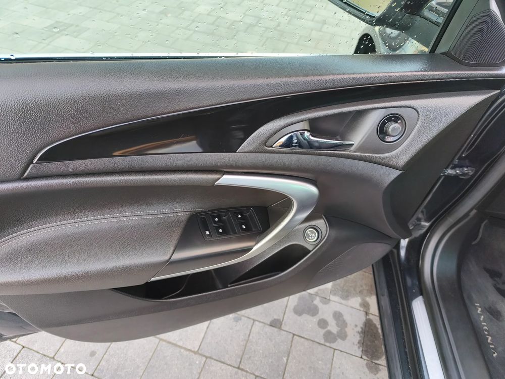 Opel Insignia - 23