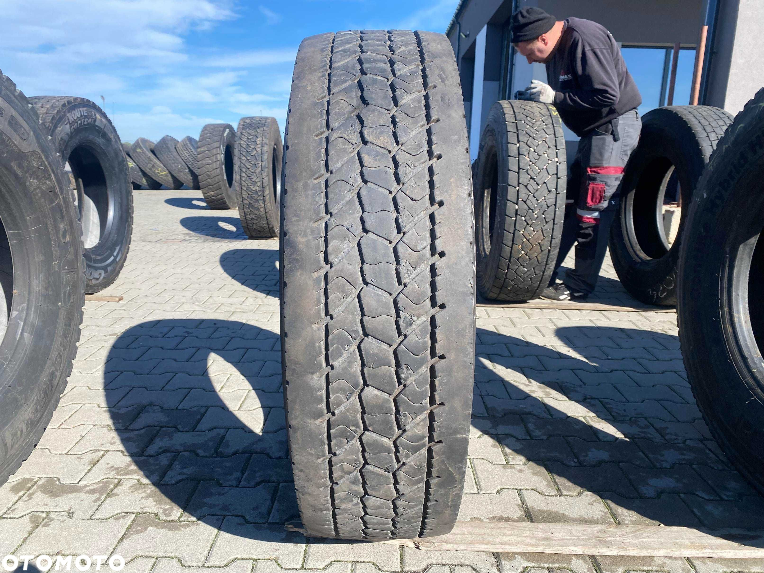 315/80R22.5 Opona GOODYEAR ULTRA GRIP MAX S  8-10mm Przód - 3