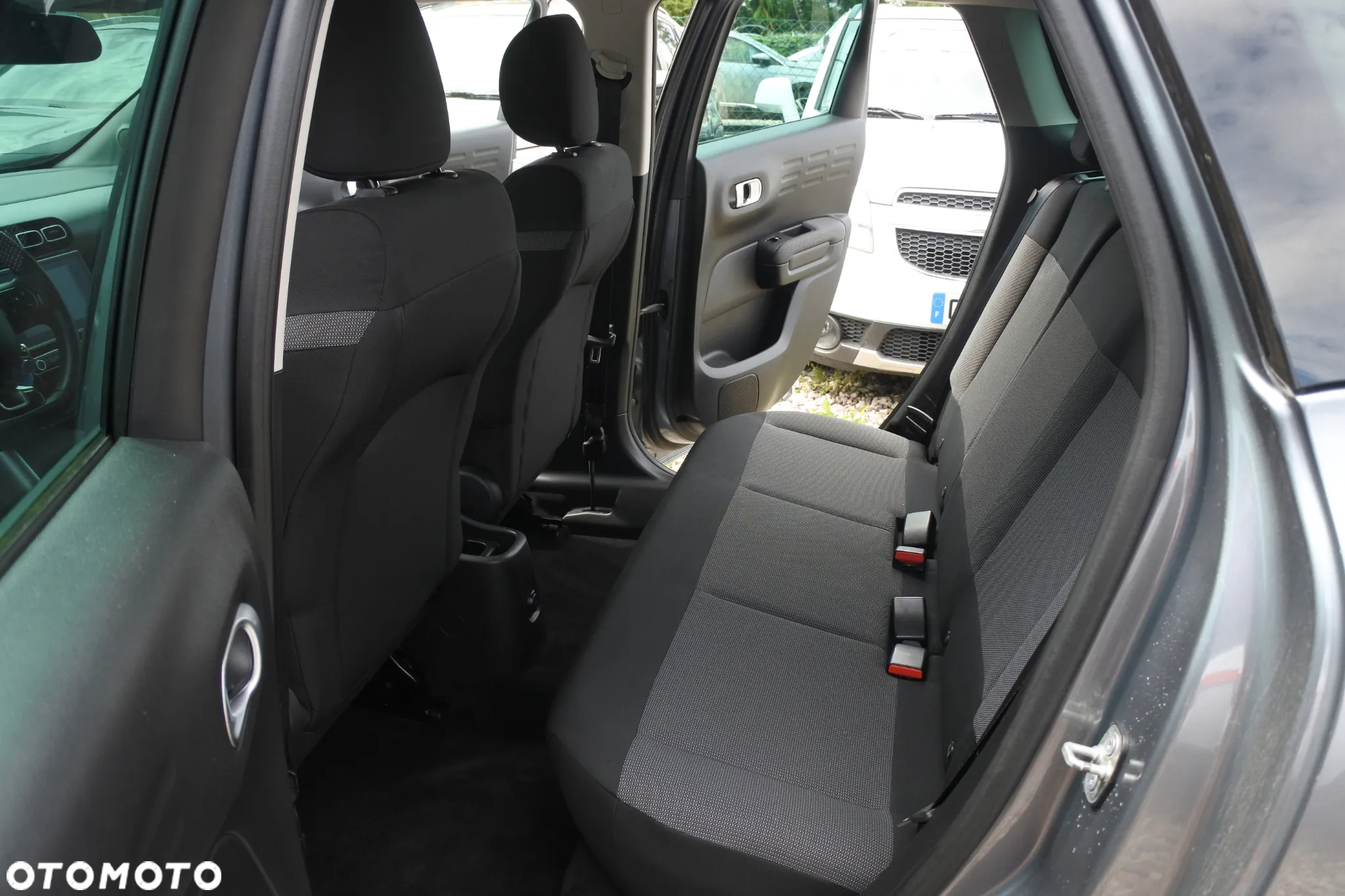 Citroën C3 Aircross PureTech 110 Stop & Start Shine - 9