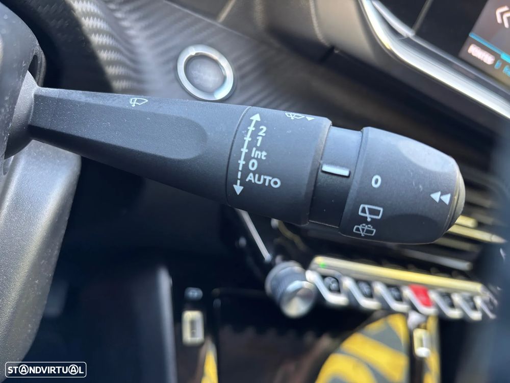 Peugeot e-2008 50 kWh Allure Pack - 19