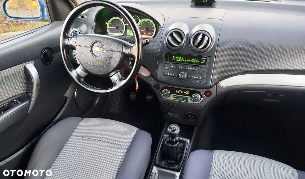 Chevrolet Aveo 1.4 16V LS - 23