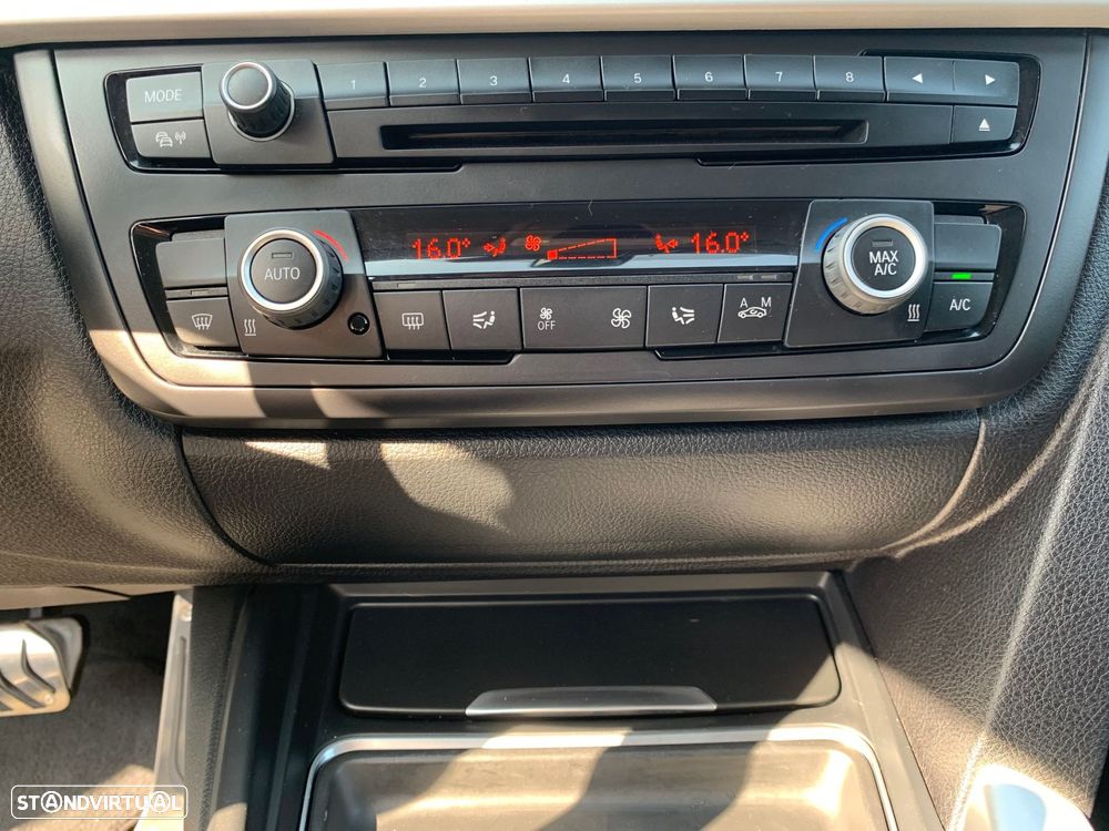 BMW 320 d Touring Auto Pack M - 22