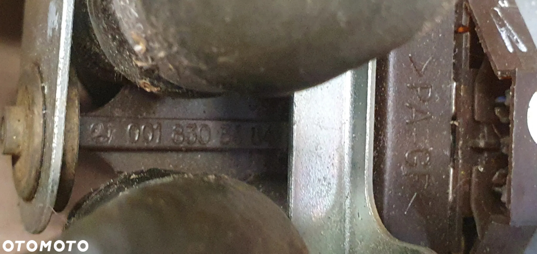 Dodatkowa pompka obiegu wody elektrozawór Mercedes W202 0018303484 - 9