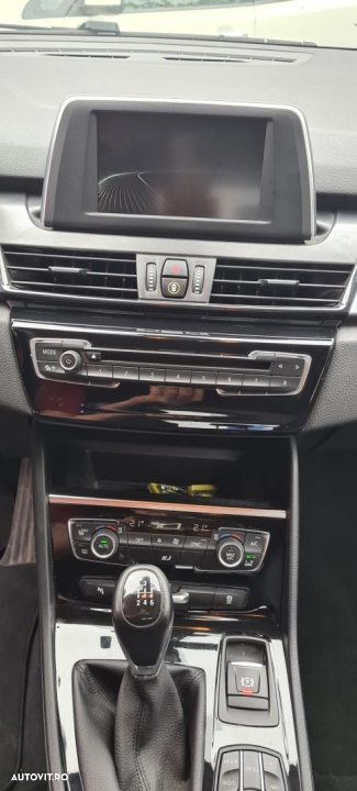 BMW Seria 2 216d Active Tourer - 6