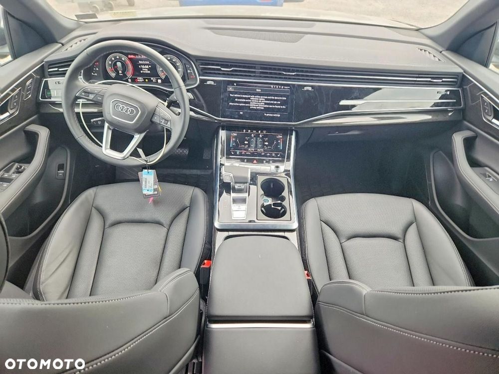 Audi Q8 55 TFSI quattro tiptronic - 8
