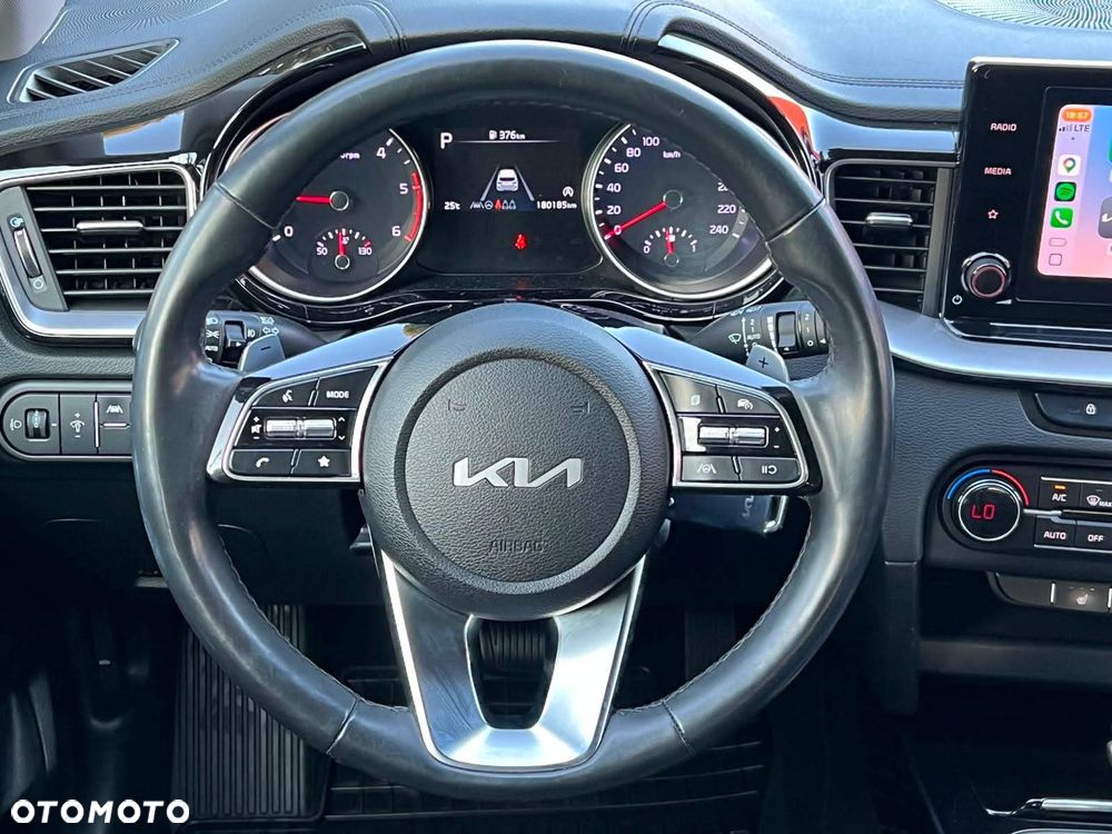 Kia Ceed 1.6 CRDi mHEV Business Line DCT - 26
