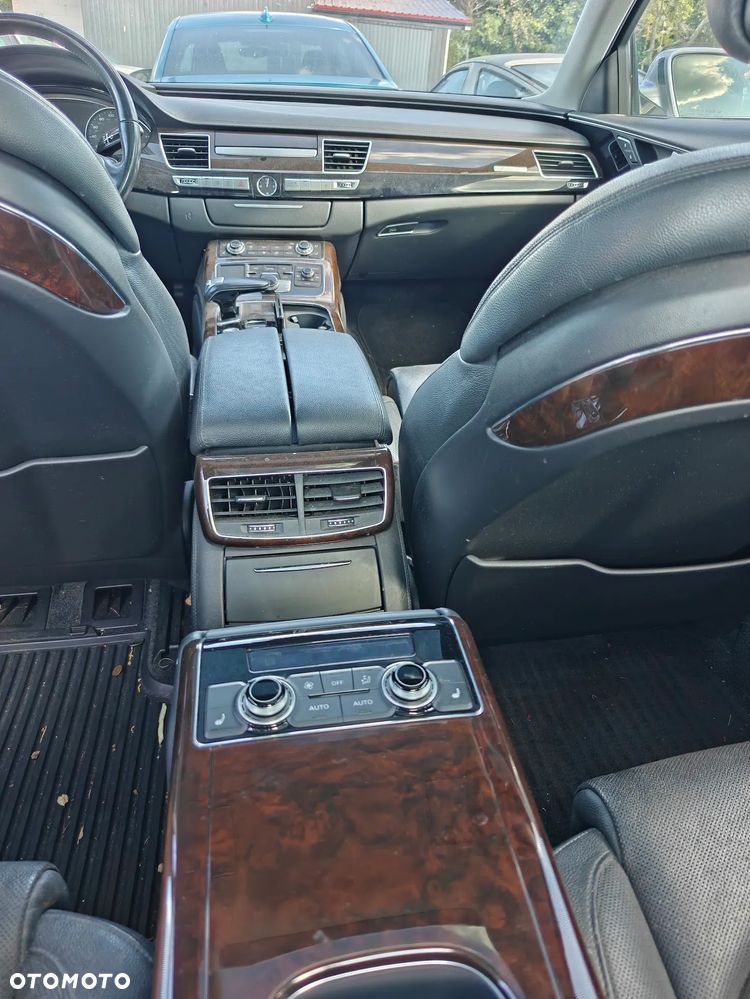 Audi A8 4.0 TFSI L Quattro - 10