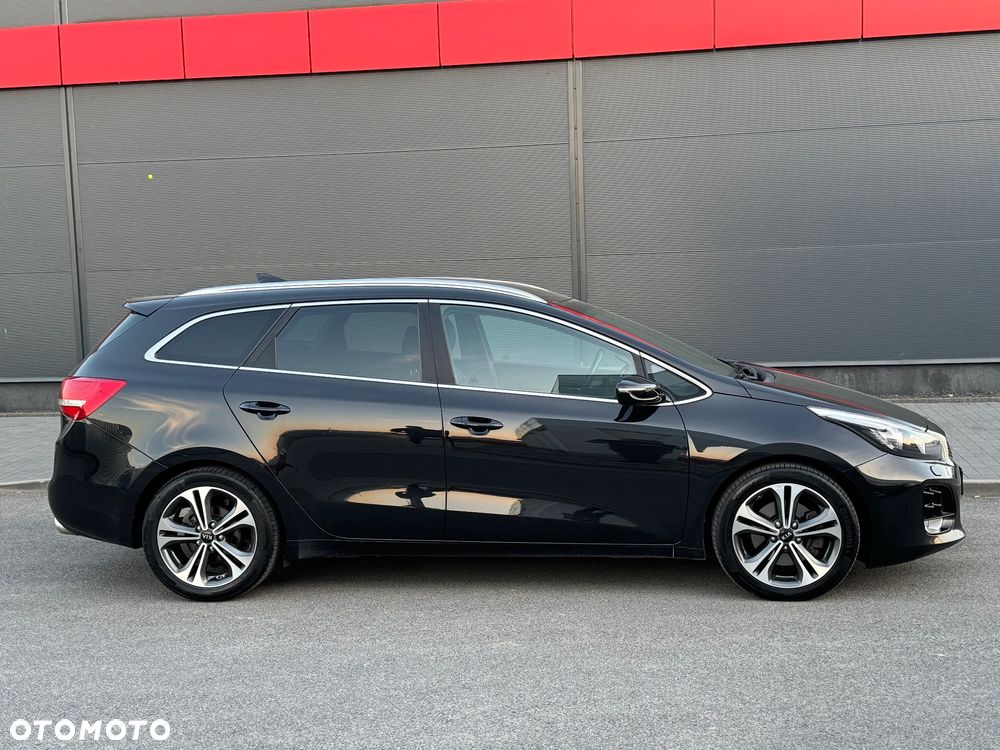 Kia Ceed 1.6 CRDi GT Line DCT - 11