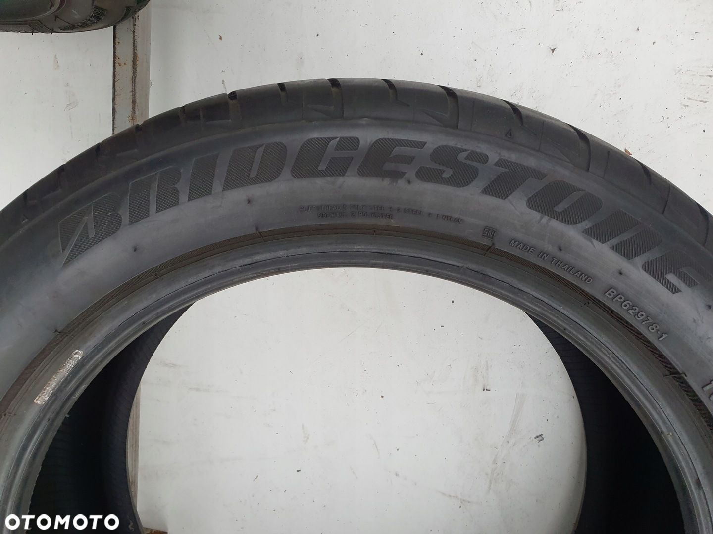 BRIDGESTONE POTENZA ADRENALIN 225/50R17 94W 7mm 1x - 4