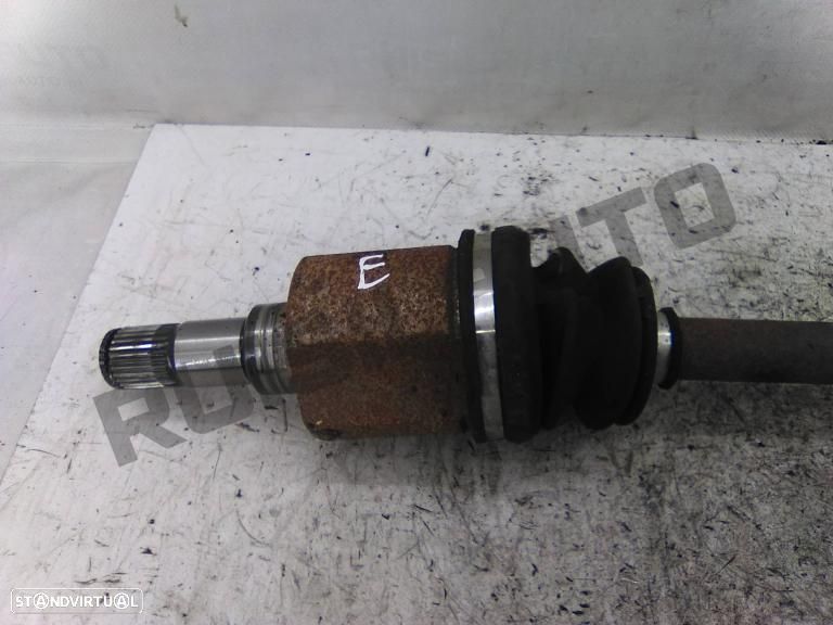 Transmissão Frente Esquerda  Ford Transit Connect I [2002_2012] - 2