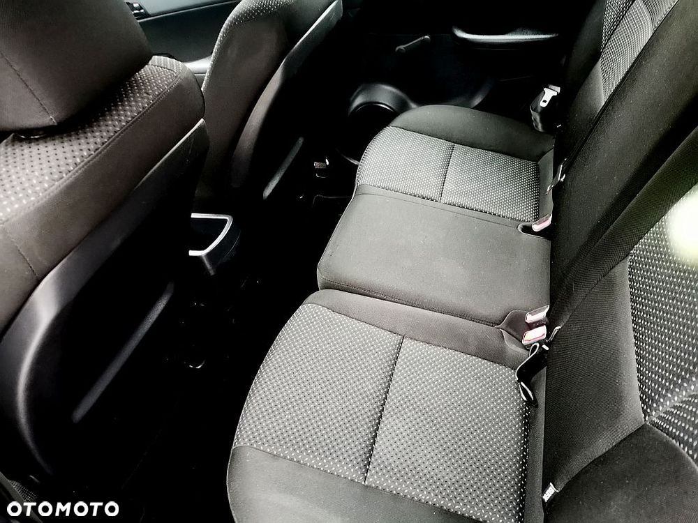 Hyundai i30 1.6 CRDi Edition Plus - 6