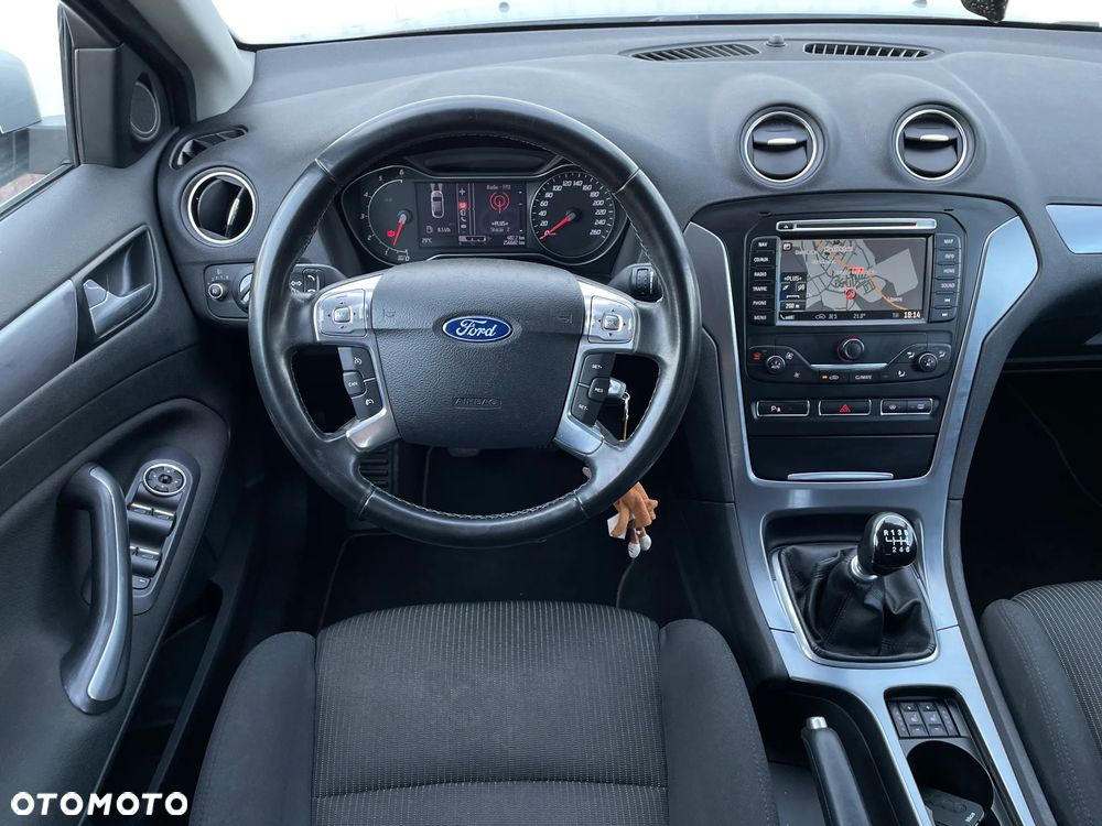 Ford Mondeo 2.0 TDCi Titanium - 21