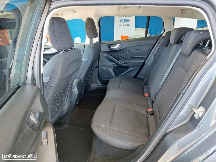 Ford Focus SW 1.5 TDCi EcoBlue Business - 13