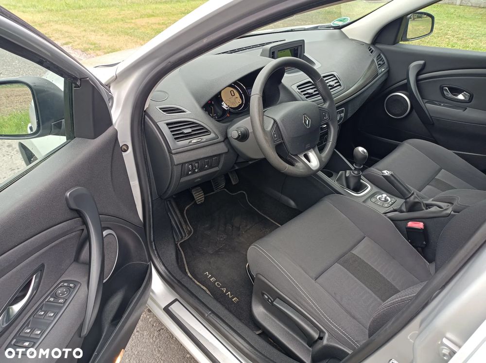 Renault Megane TCe 130 Luxe - 7
