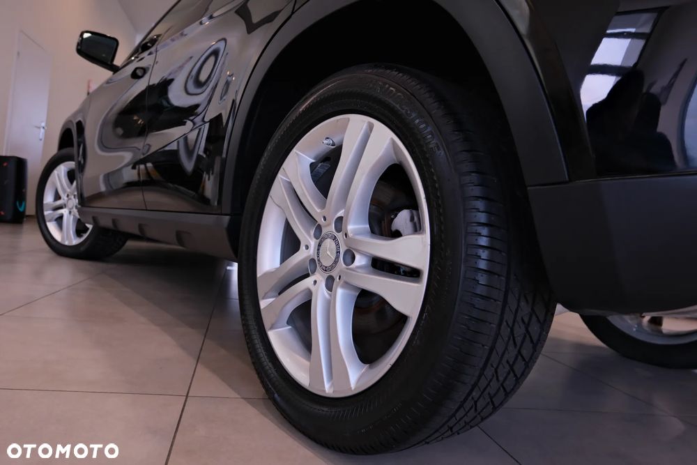 Mercedes-Benz GLA 250 4-Matic - 14