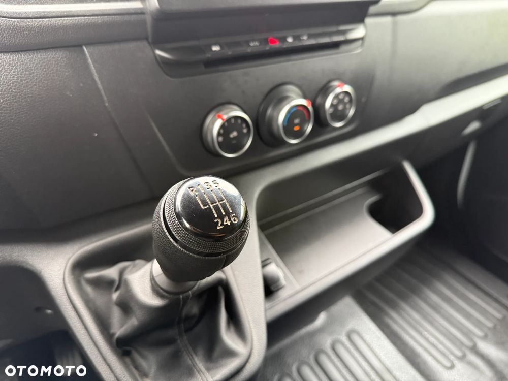 Renault Master - 17