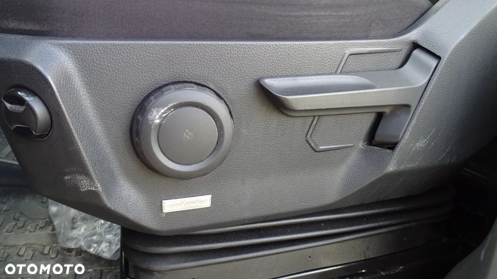 Volkswagen Crafter - 13