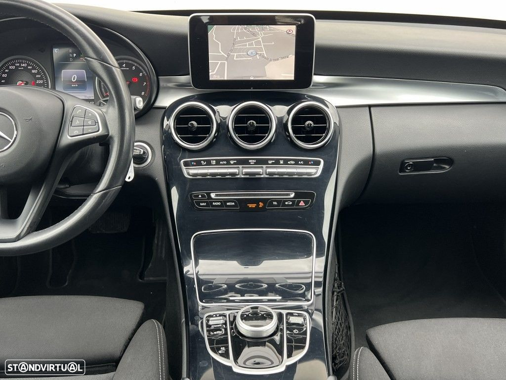 Mercedes-Benz C 350 e - 13