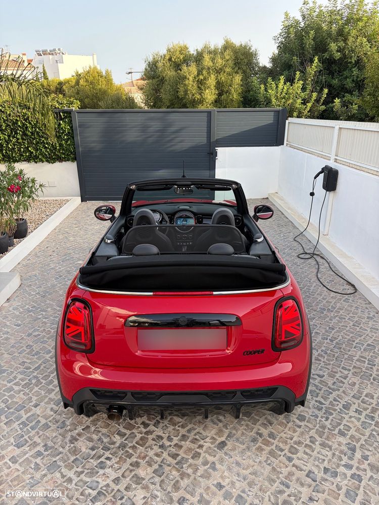 MINI Cabrio Cooper Premium Plus JCW Auto - 14