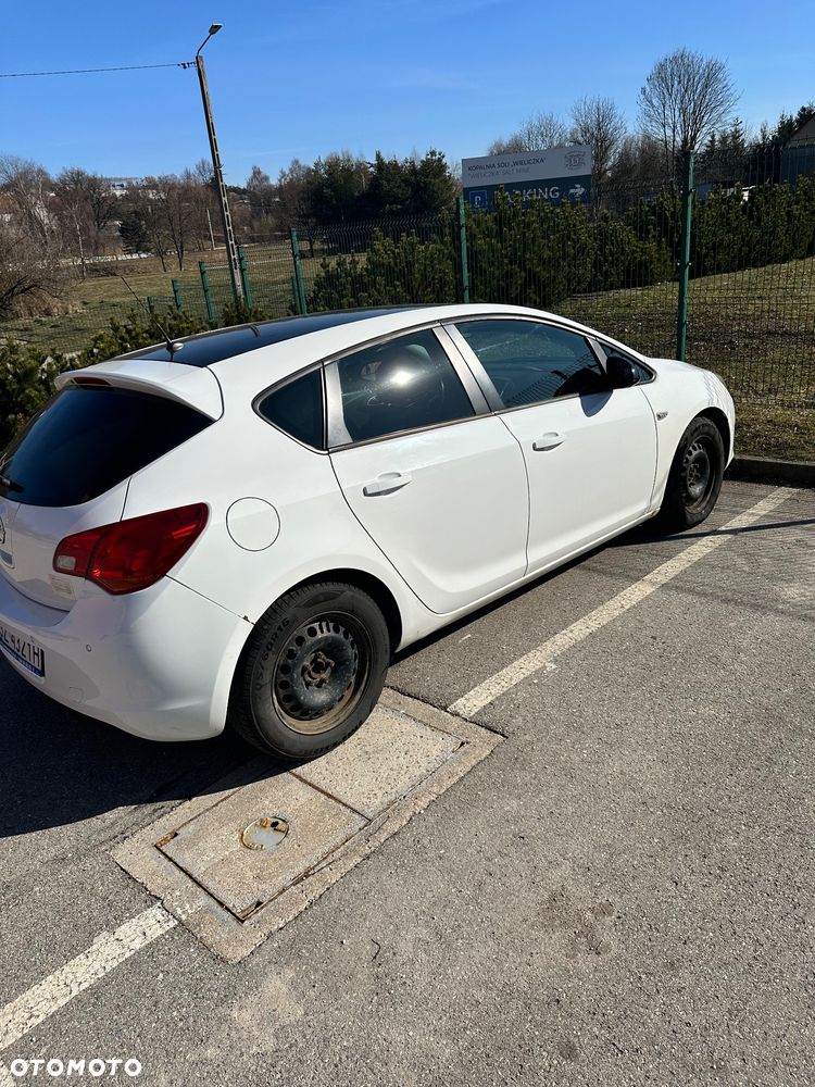 Opel Astra - 13