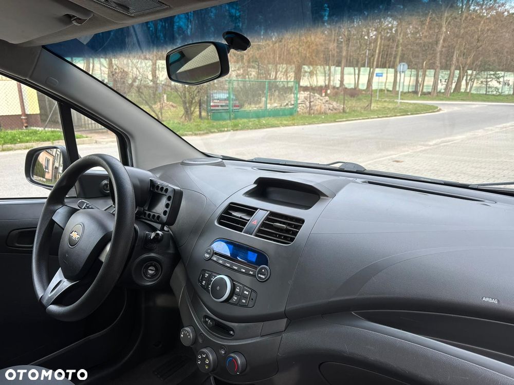 Chevrolet Spark - 11