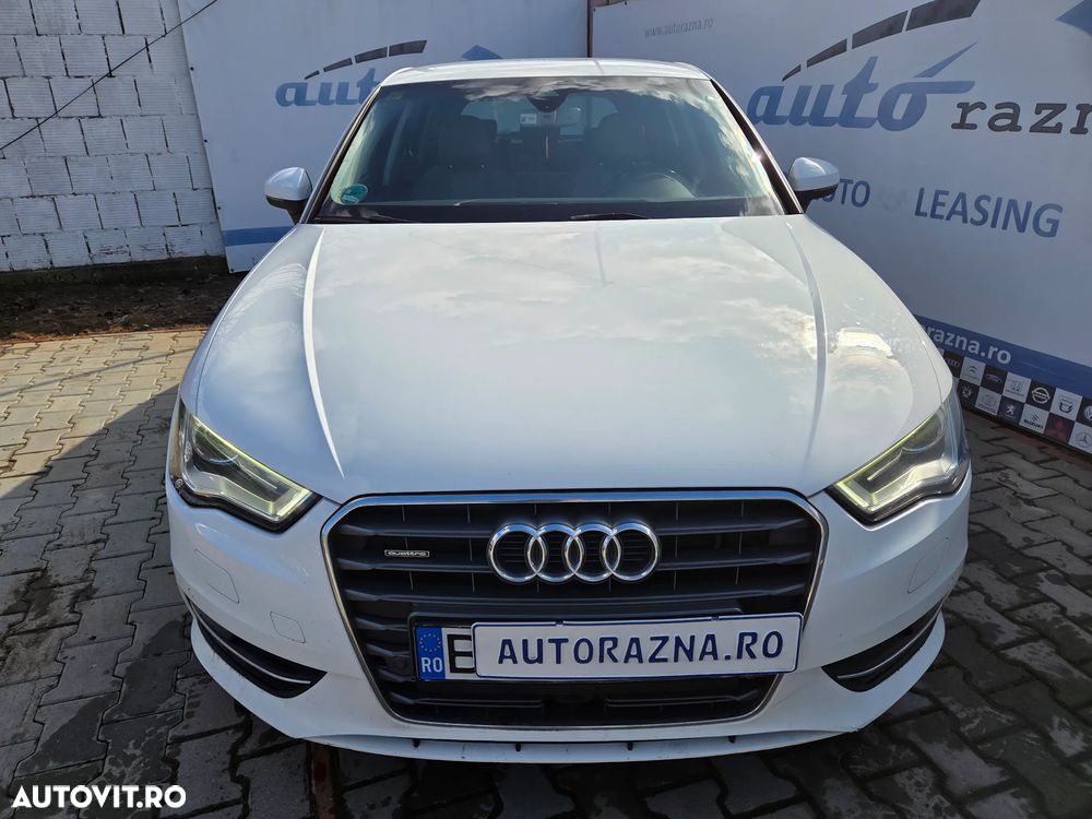 Audi A3 Sportback 2.0 40 TDI S tronic quattro - 9
