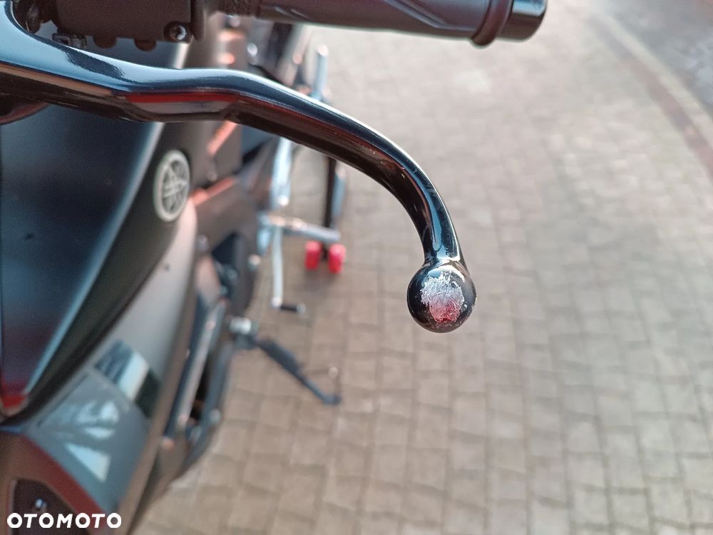 Yamaha MT - 8