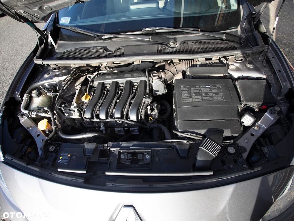Renault Fluence 1.6 16V Privilege - 5