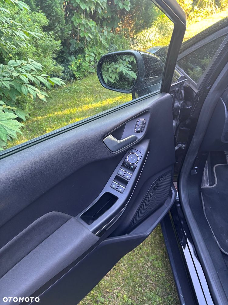 Ford Fiesta - 8