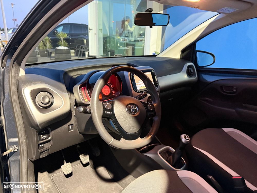 Toyota Aygo 1.0 X-Cite - 7