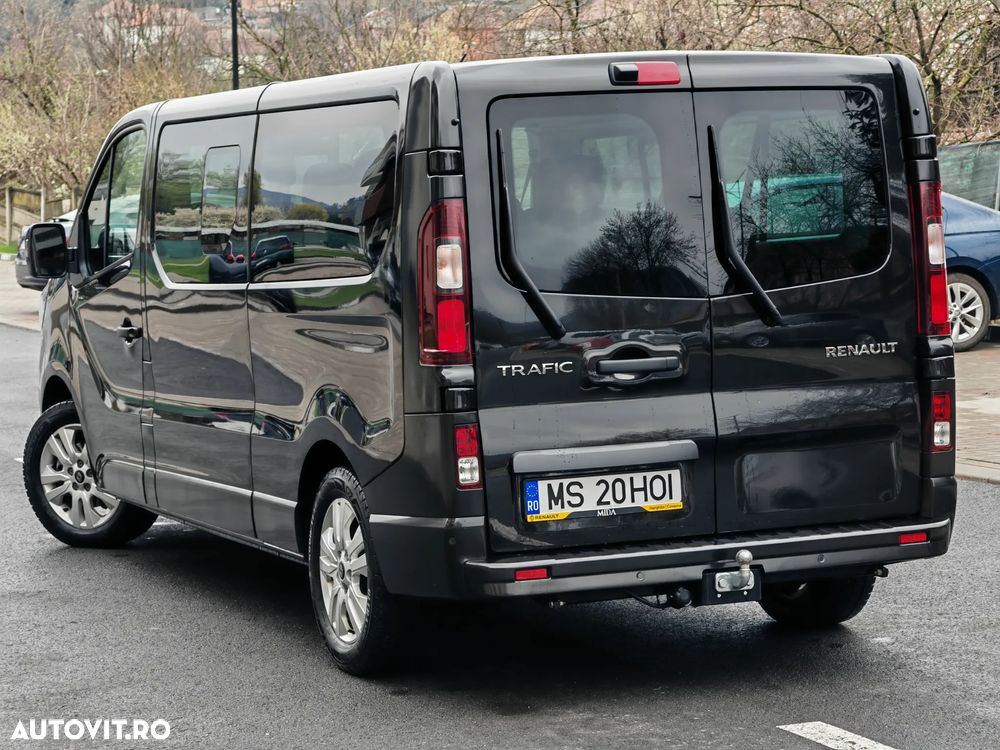 Renault Trafic 2.0 Blue dCi 110 S&S L1 8+1 Zen - 4