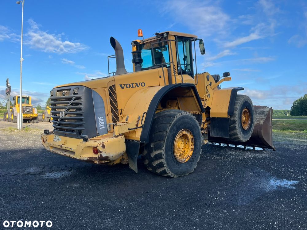 Volvo L180F - 5