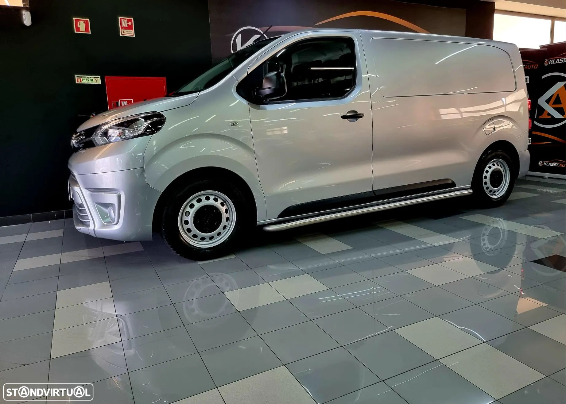 Toyota PROACE  1.6 D 4D 3 LUGARES L 1 - 2
