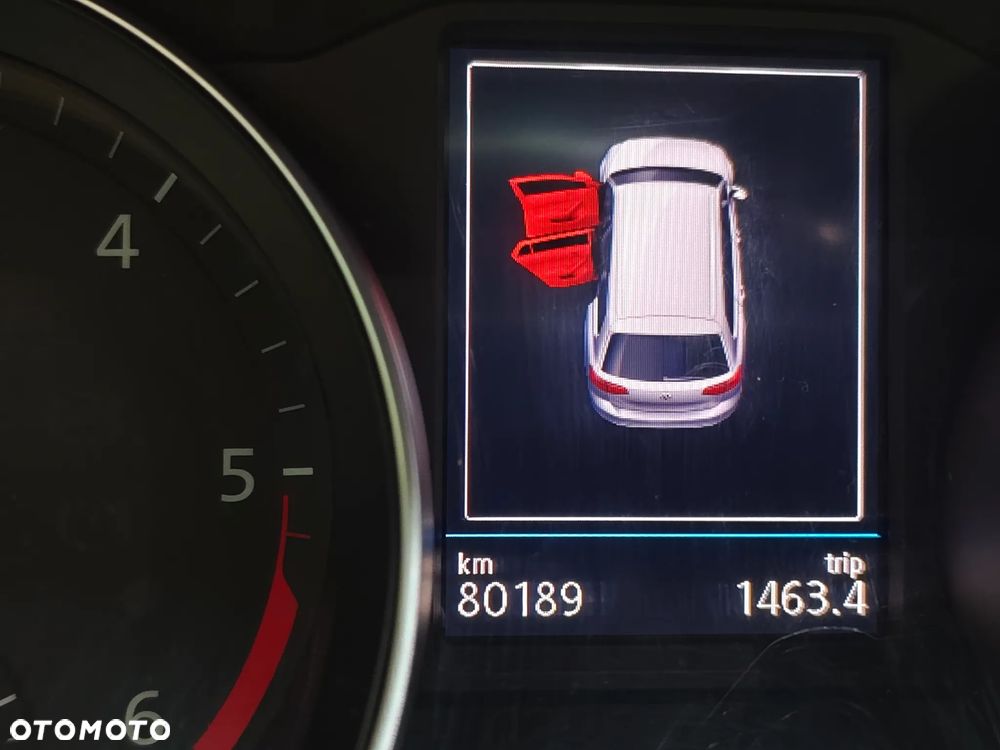 Volkswagen Passat Variant 2.0 TDI SCR DSG Business - 14