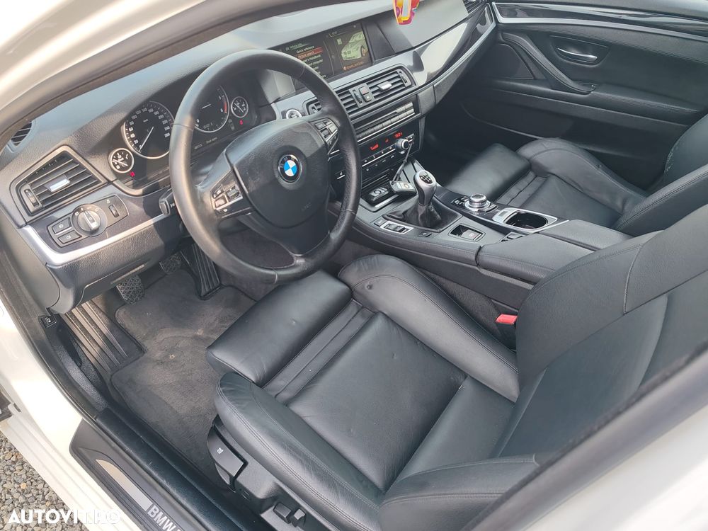 BMW Seria 5 520d - 12