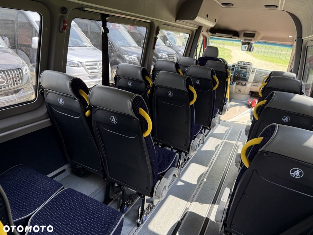 Mercedes-Benz Sprinter 516 - 16