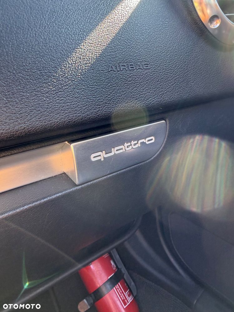 Audi TT Roadster 1.8 T quattro - 34