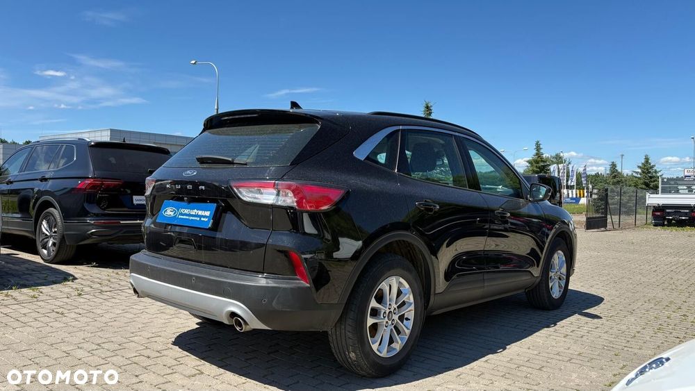 Ford Kuga - 3