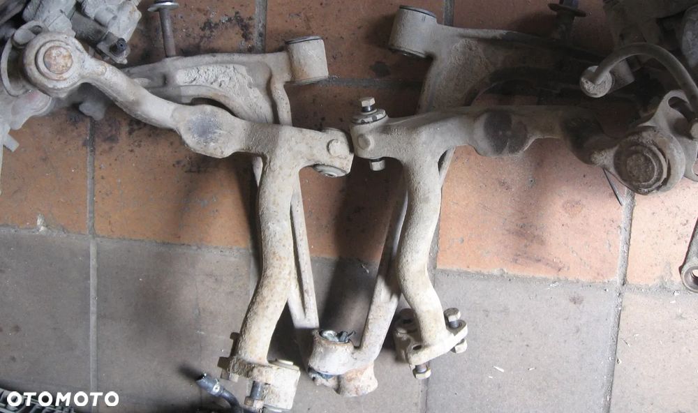 zwrotnica wahacz góra dół TRANSPORTER T4 2.5 TDI - 4