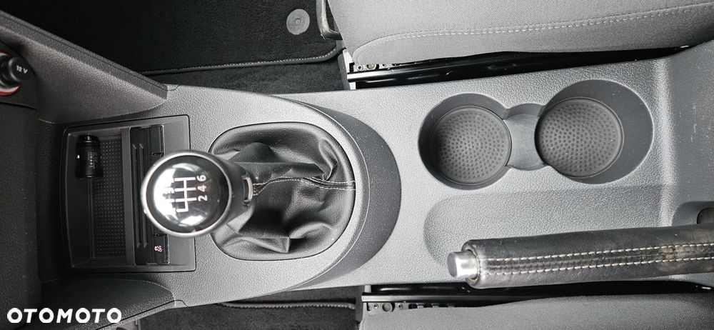 Volkswagen Touran 1.4 TSI Life - 25