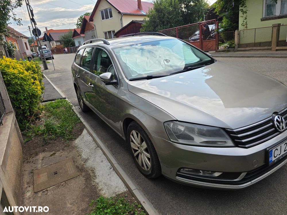 Volkswagen Passat 1.6 TDI DPF BlueMotion - 11