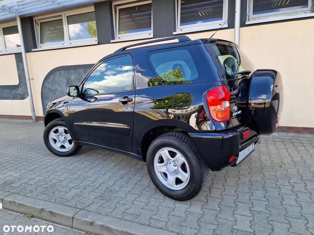 Toyota RAV4 1.8 VVT-i Terra 2WD - 2