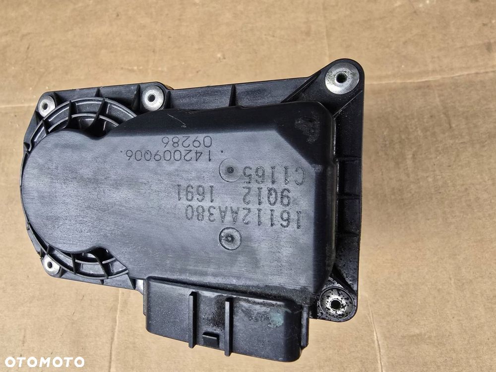 przepustnica subaru 16112aa380 - 2