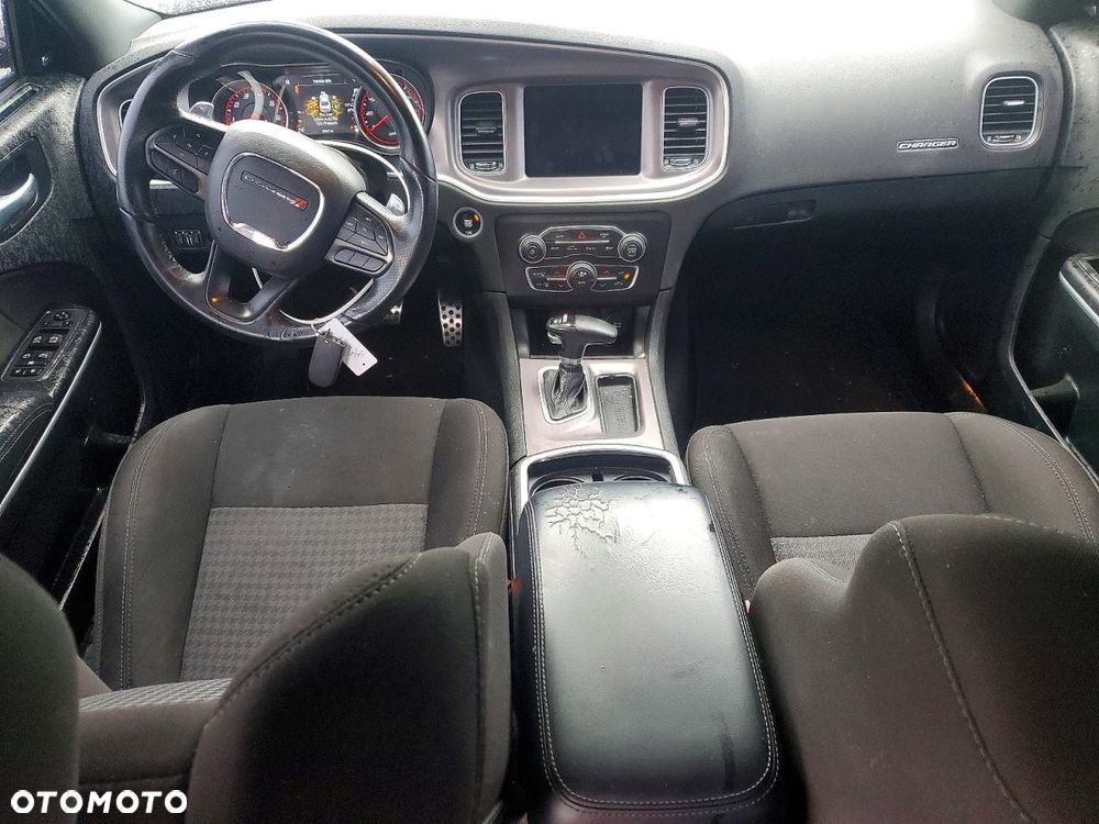 Dodge Charger 3.6 GT - 8